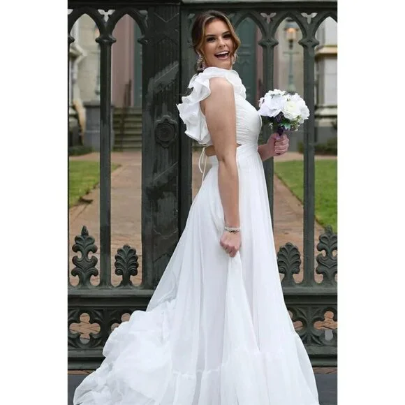 MAC DUGGAL Rosette Chiffon Cutout Empire Waist Gown in White Size US 8 - Picture 3 of 12